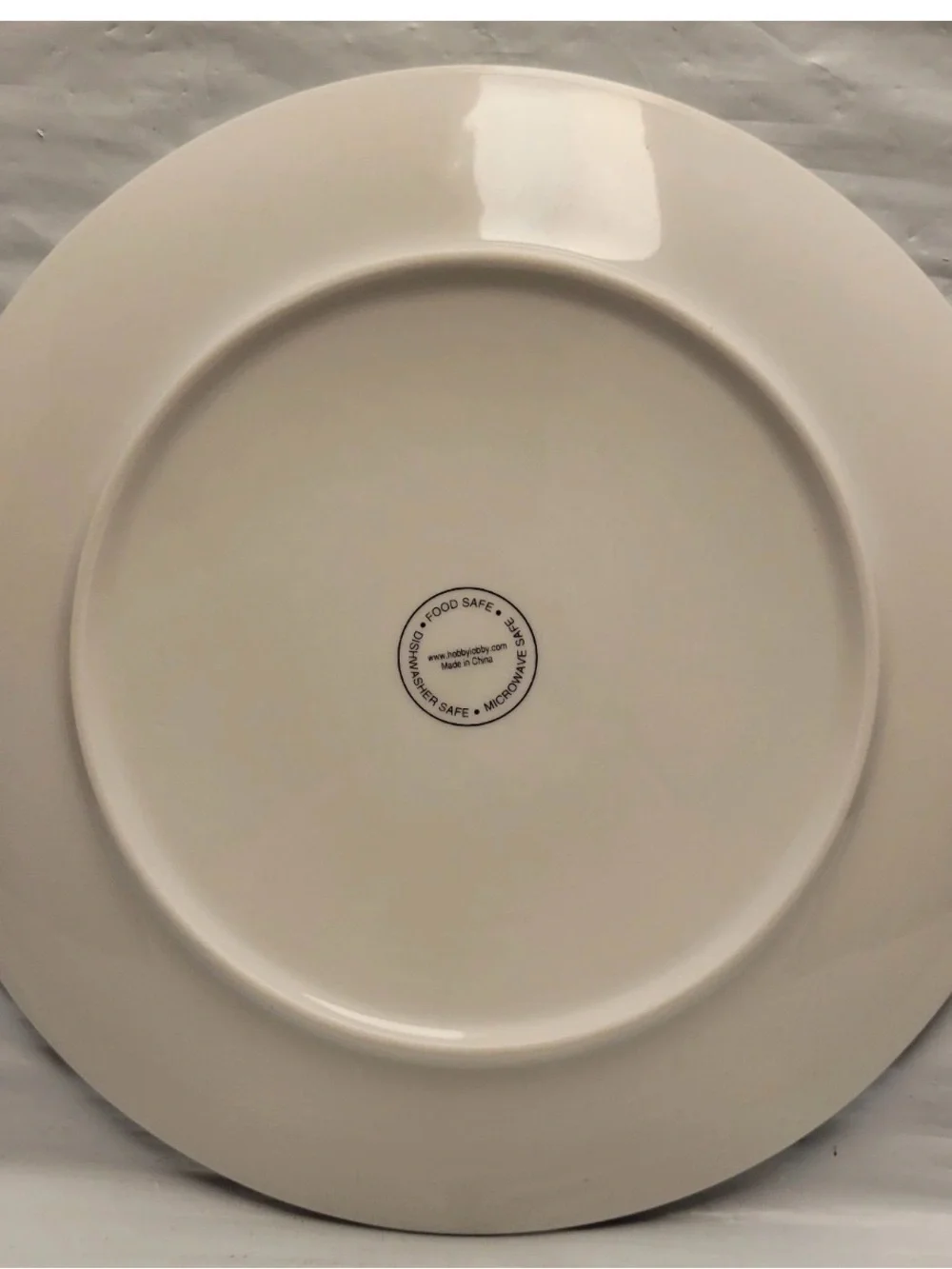Hobby Lobby 4pk Medallion Dinner & Salad Plates Azteca Blue Red Spanish Tile